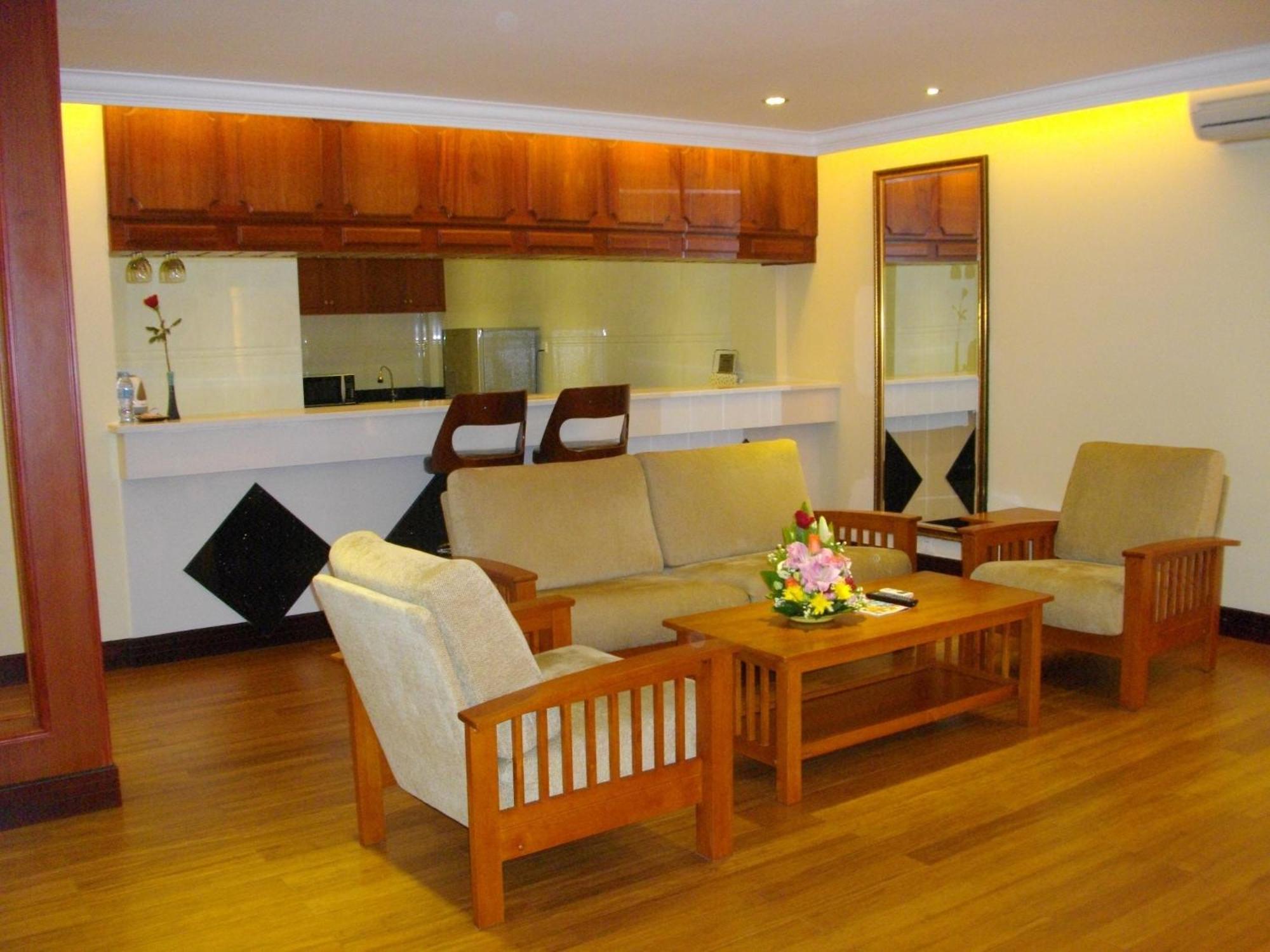 Lux Riverside Hotel & Apartment Phnom Penh Room photo